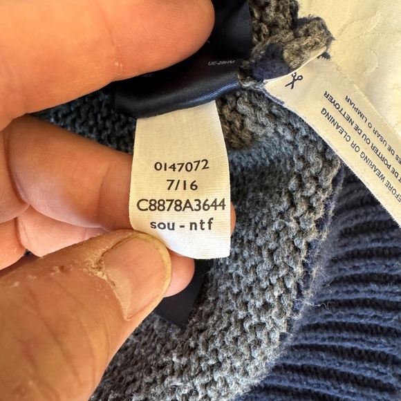 Tommy Hilfiger Luxury Blend Men's Gray Logo Long Sleeve Knit Sweater‎ Large - Picture 6 of 14